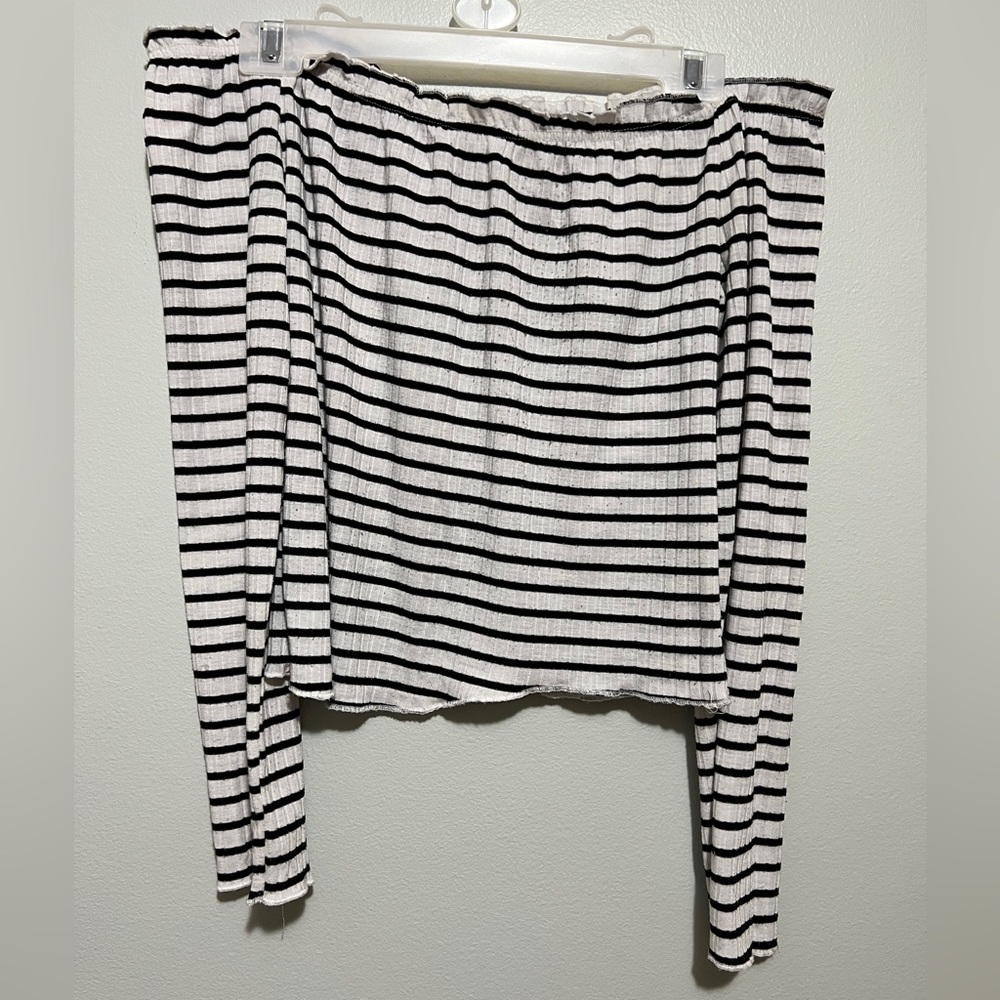 Mr. Price Strapless long-sleeve black&white striped shirt.
